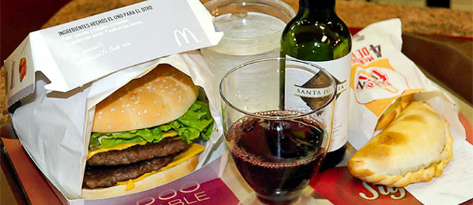 Pairing Wine With Fast Food: 5 Winning Combos